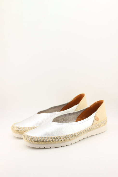 Verbenas Classic Canvas Slip-On Espadrilles